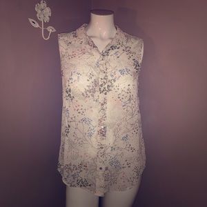 H&M Floral Sleeveless Button Down Top